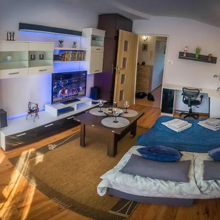 Komfortowy Apartament Seven Niedaleko Centrum Apartamento Olsztyn (Warmian-Masurian)