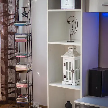 شقة Komfortowy Apartament Seven Niedaleko Centrum أولشتين