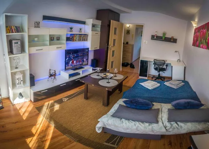 Komfortowy Apartament Seven Niedaleko Centrum Apartamento Olsztyn (Warmian-Masurian)