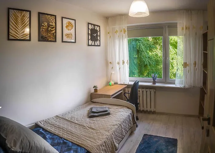 Komfortowy Apartament Seven Niedaleko Centrum Apartamento